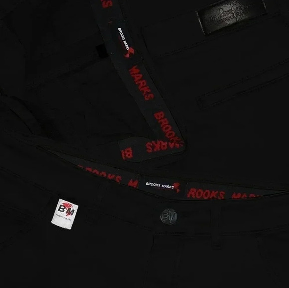 BROOKS MARKS UNIVERSAL PANEL PANT IN JET BLACK - Picture 14 of 16